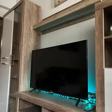 Ruzic Apartment *